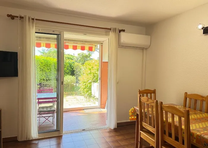Διαμέρισμα Tout-A-Pieds Mer Commerces Base Nature Fréjus